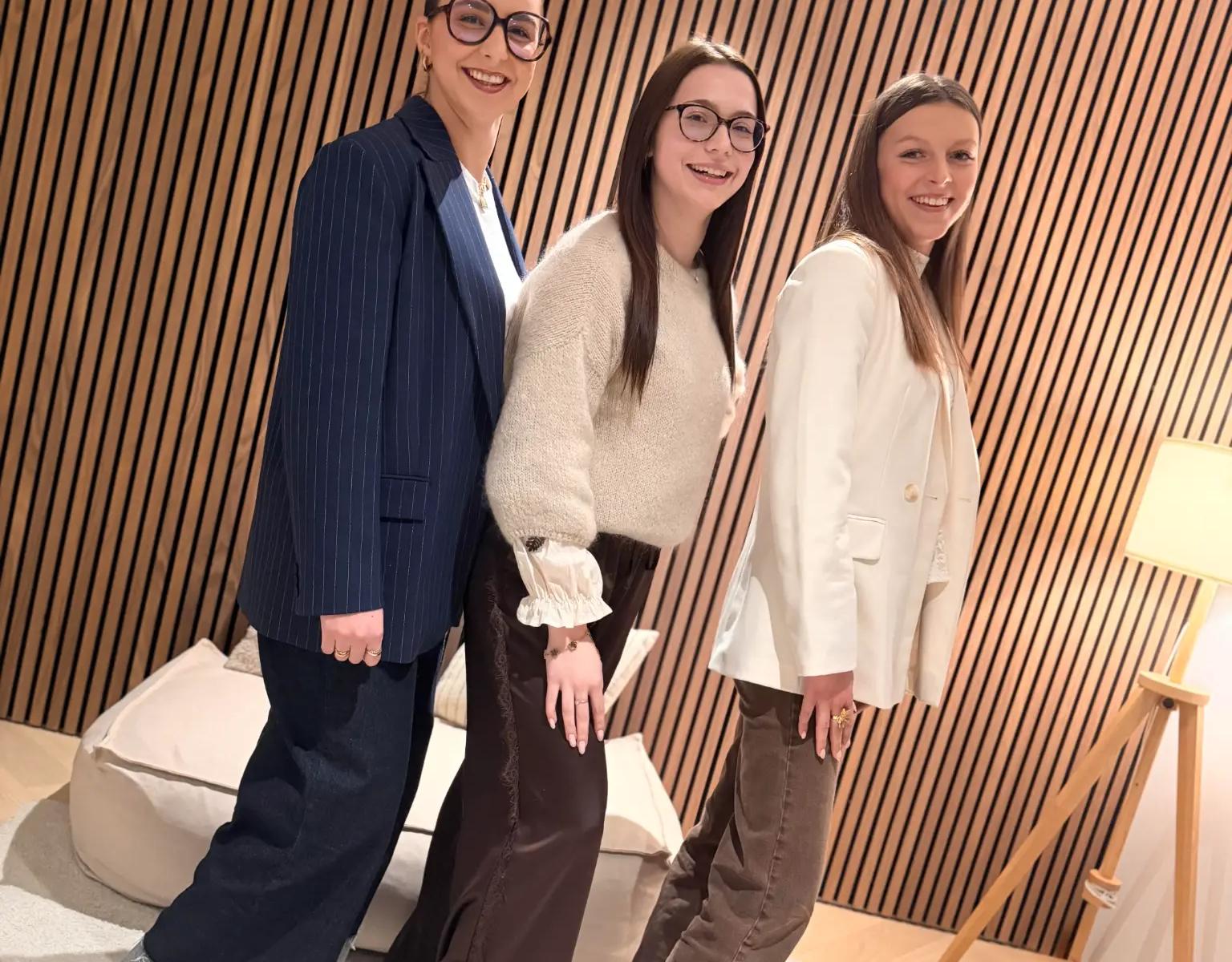 Léa, Elsa et Coleen - Portrait officiel